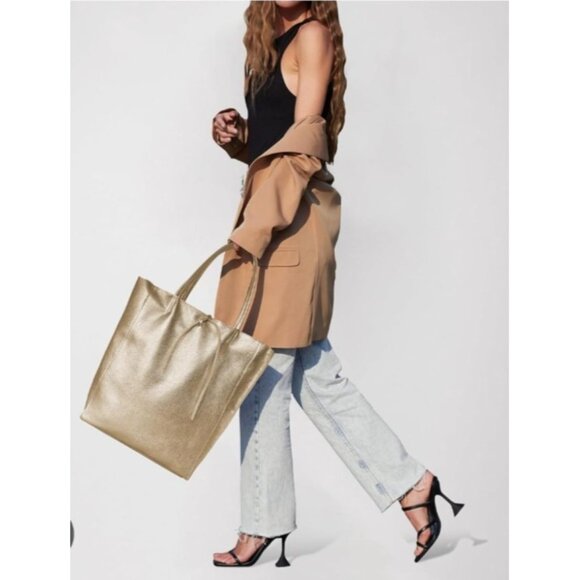 Velvet by Graham & Spencer Classic Gold pink Shoulder Bag - Picture 1 of 15
